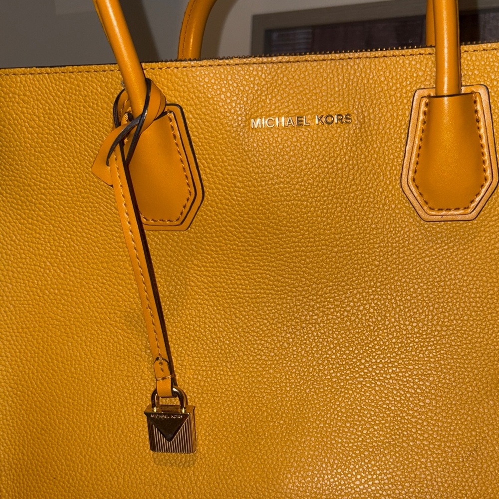 Michael Kors Mustard Satchel Bag - Picture 4 of 12